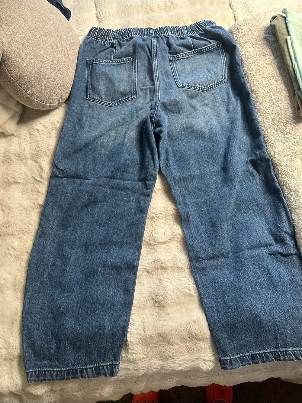 NWT Gap mid-rise Supersoft Pull-on Barrel Jeans size medium - Picture 6 of 11